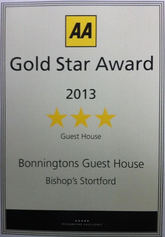 Bonningtons Stansted Self Catering Hotel Станстед Маунтфитчет Стая снимка
